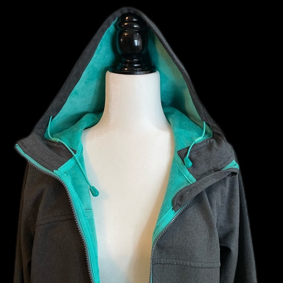 ***NWOT*** FIREFLY SHOFT SHELL LINED JACKET (L) - Picture 5 of 8